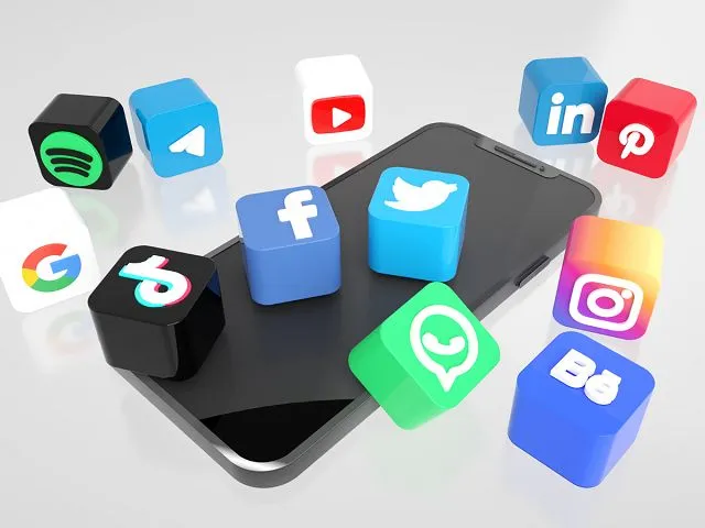 Strategi Marketing yang Efektif di Era Digital: Social Media Wajib Dilibatkan?!